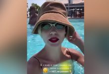 Фото - В шляпе и с красными губами: Глюкоза призналась, что туристы не узнают ее на отдыхе